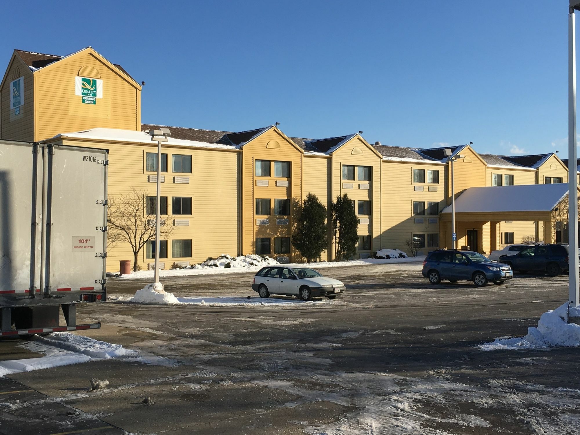 Quality Inn & Suites Milwaukee Esterno foto
