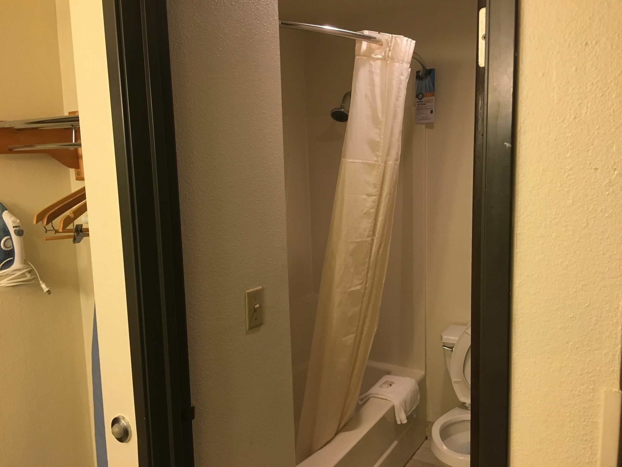 Quality Inn & Suites Milwaukee Esterno foto
